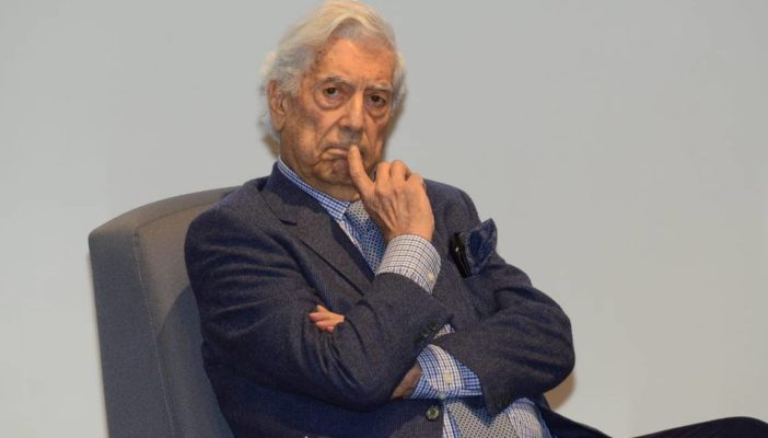 Vargas Llosa dice que México retrocede con este gobierno