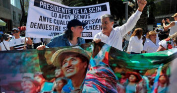 Felipe Calderón felicita en redes marcha anti-AMLO