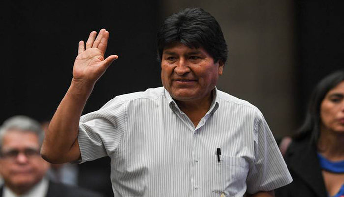 Evo Morales llega a Buenos Aires como refugiado político