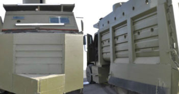 Decomisan dos vehículos blindados con siglas de grupo de delincuencia