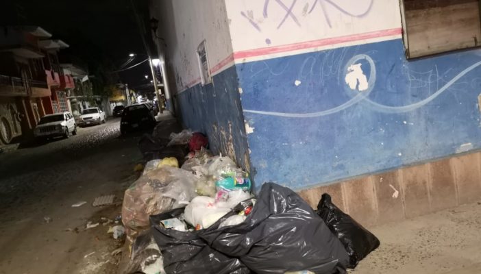 Vallarta y su alcalde 'fotogénico' y poco activo