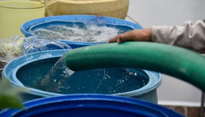 Por adeudos de agua en ZMG reducen el servicio a 28 mil propietarios
