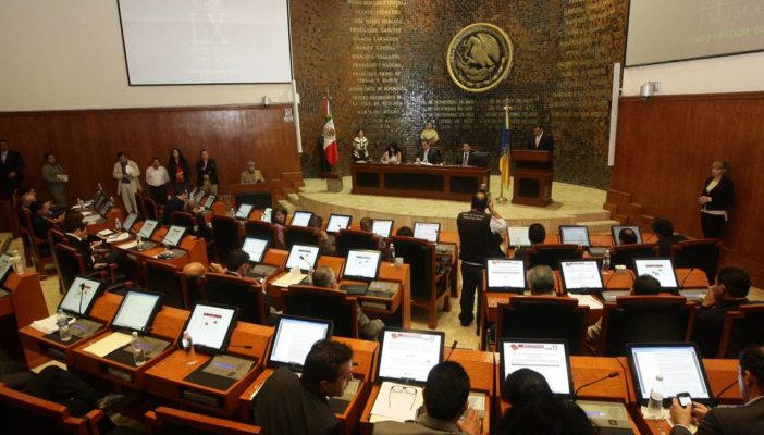 ¡Adiós austeridad! Diputados jaliscienses reciben 181 mil pesos de aguinaldo