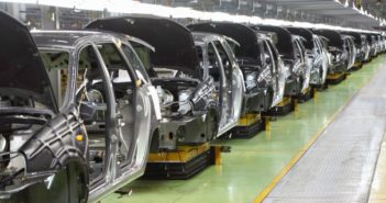 Baja producción de vehículos en México; el peor mes en 16 años