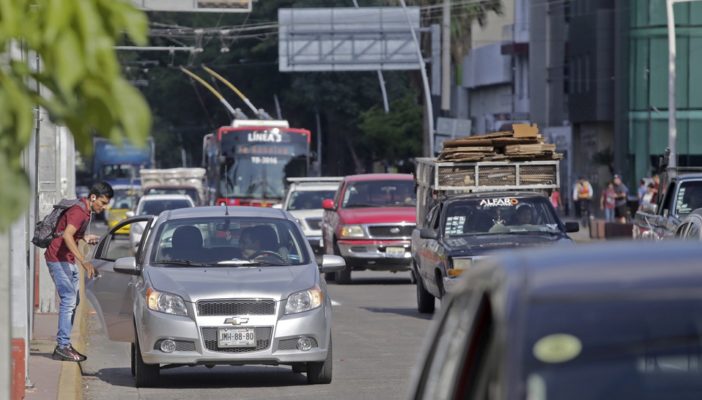 Uber tiene 1 año para imponer una tarjeta de prepago en Jalisco