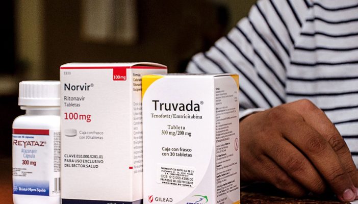 Pacientes con VIH aseguran que no hay medicamentos en Jalisco
