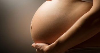 Habrá restricciones para mujeres embarazadas que quieran viajar a USA