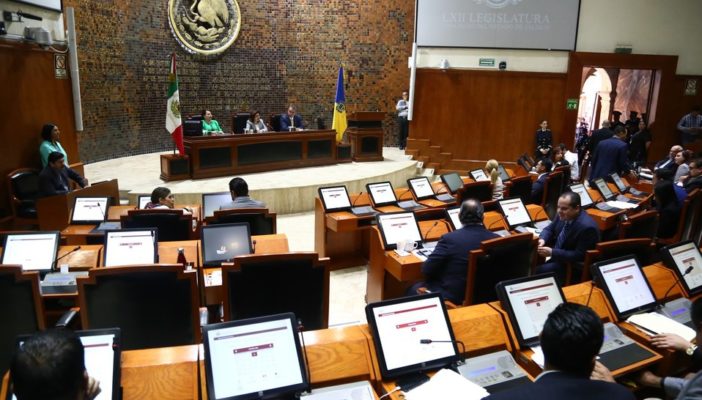Diputados se echan para atrás y no se subirán el sueldo