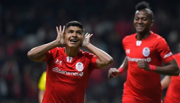Se luce Kévin Castañeda y lleva al Toluca a semis de Copa