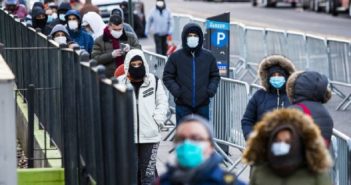 EU registra casi 18 mil nuevos casos de COVID-19 en un día