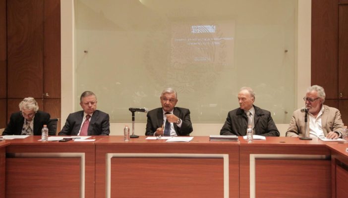 Firman convenio de colaboración para resolver el caso Ayotzinapa