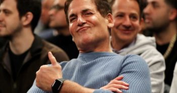 Desmiente Mark Cuban haber comprado el avión presidencial