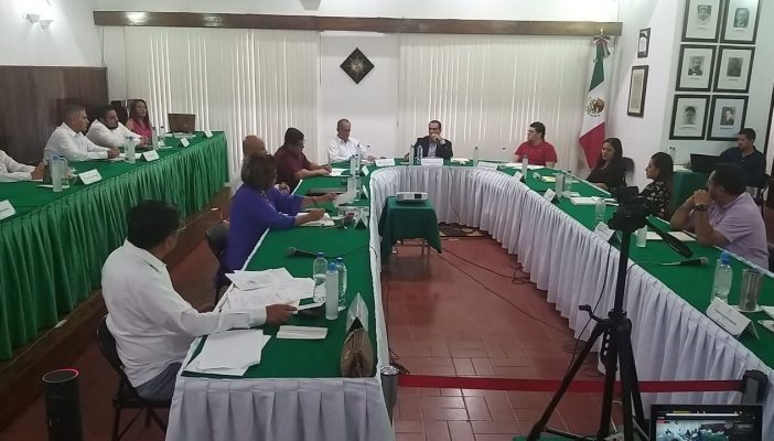 Toque de queda, uso de la fuerza y fosas disponibles, lo propuesto hoy en PV