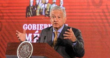 López Obrador descarta problemas económicos por coronavirus