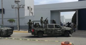 Rinden homenaje a los elementos caídos en Las Huertas