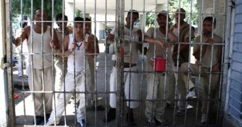 Pide AMLO aprobar ley de amnistía para evitar contagios en cárceles