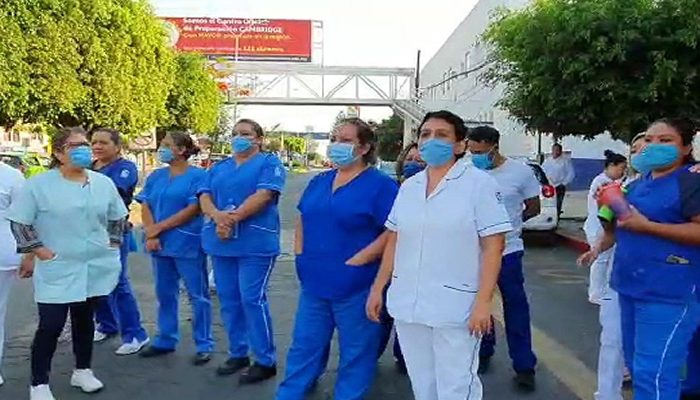 Suman 17 denuncias por agresiones a médicos en Jalisco