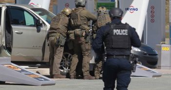 16 muertos en tiroteos en Canadá; el agresor fingió ser policía