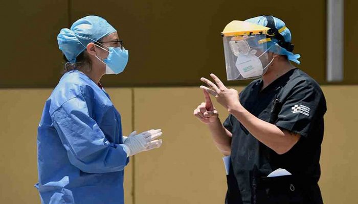 Lanzan piedras a trabajadora de la Salud en Michoacán