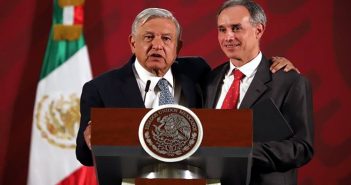 No me pongo cubrebocas porque no me lo recomienda López-Gatell: AMLO