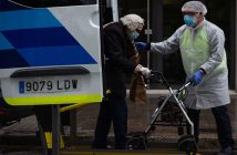 España reporta 367 muertos en un día, la cifra más baja en 1 mes