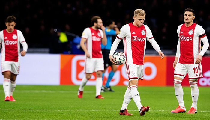 Holanda da por terminada la temporada de futbol por coronavirus