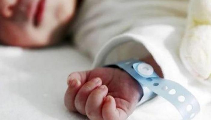 NO ES VERDAD que haya un bebé registrado como 'Gatell Covid'