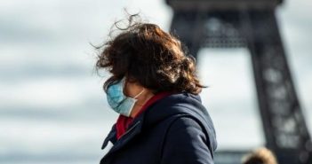 Francia baja el número de ingresos a hospitales por Covid-19