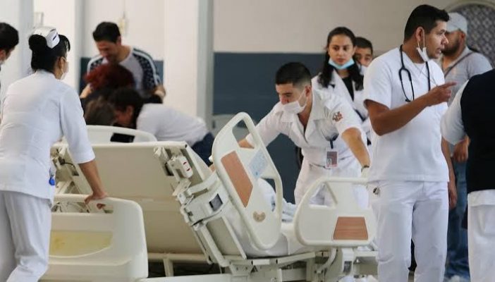 Héroes anónimos... 19 mil médicos se apuntan para enfrentar al Covid-19
