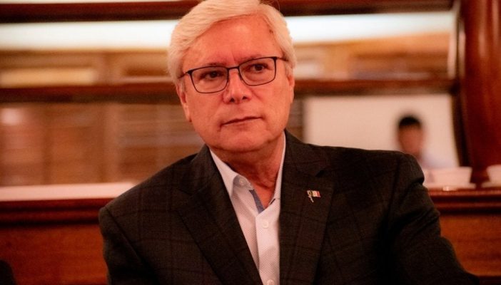 Confirma gobernador de BC pésima infraestructura en el IMSS