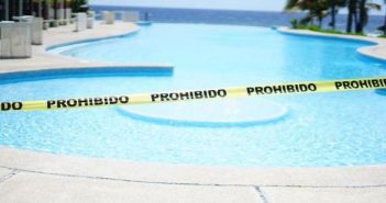 En helicóptero, escapan familias de Los Veneros