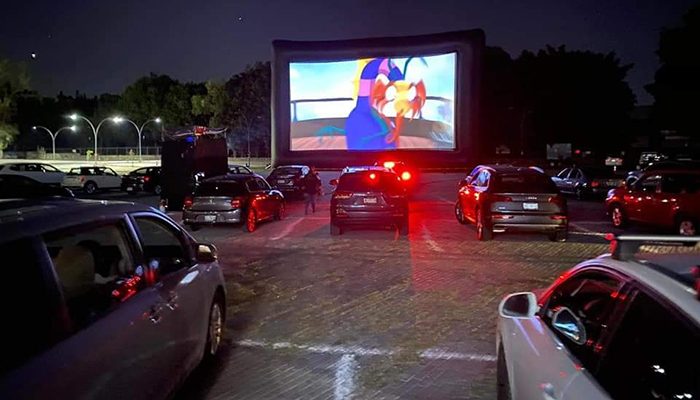 Regresan autocinemas por emergencia sanitaria