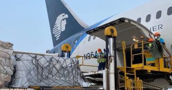 México recibirá 288 ventiladores y 300 mil pruebas PCR: Ebrard