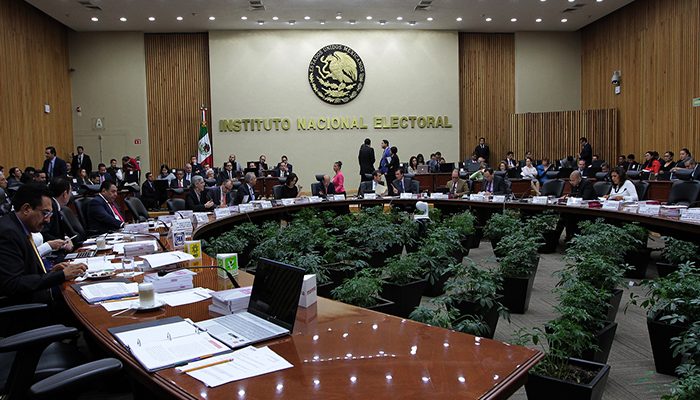 ¡Siempre sí! funcionaros del INE, IFT y Banxico ganarán más que AMLO