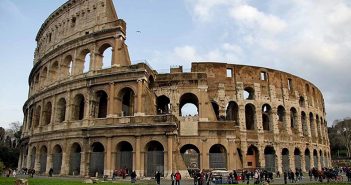 Reabren el Coliseo de Roma, emblema de Italia