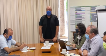 Echa para atrás Alfaro apertura de cines y teatros