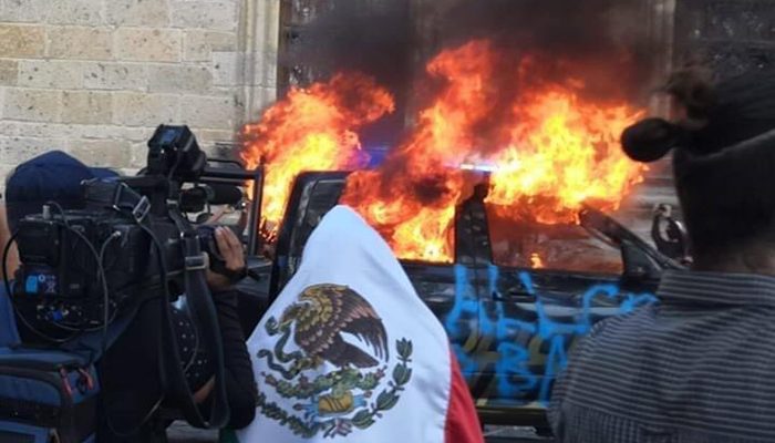 Pide Alfaro a AMLO 'sacar las manos de Morena' en la entidad