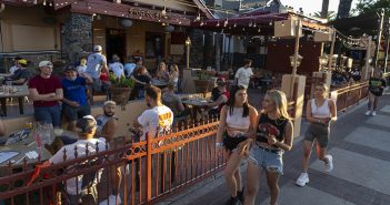 Arizona ordena cierre de establecimientos por Covid-19