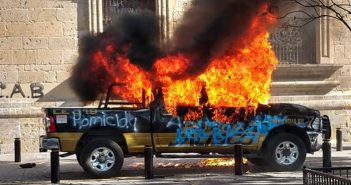 "No me inmiscuyo", responde AMLO a Alfaro por protestas