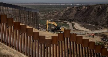 Trump visitará este martes frontera con México para inspeccionar el muro