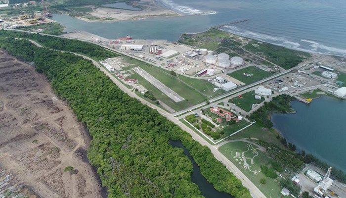 Desmienten a Reforma; contrato de 2 Bocas no se asigno por 'compadrazgo'