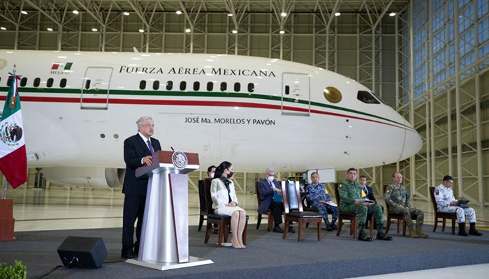 Se hubiera subido al avión para visitar a afectados por "Hanna": Calderón