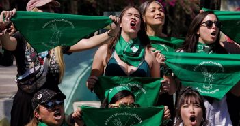 Corte rechaza amparo para despenalizar del aborto en Veracruz