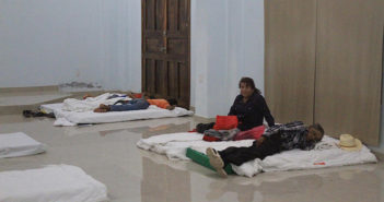 Evacuan a pobladores de Bahía de Banderas por riesgo del Ameca