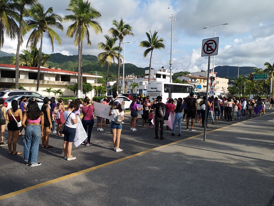 Puerto Vallarta se une al grito de "justicia" 7 Puerto Vallarta se une al grito de "justicia"