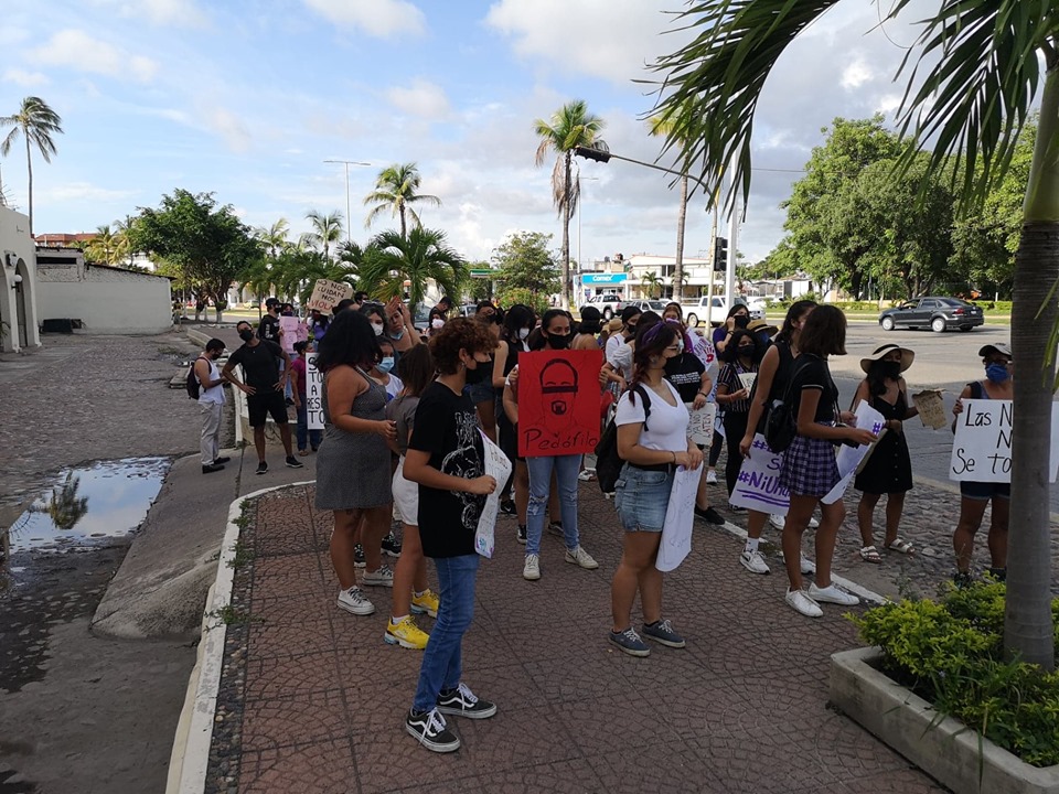 Puerto Vallarta se une al grito de "justicia" 9 Puerto Vallarta se une al grito de "justicia"