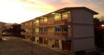 Cuota vo-lun-ta-ria de la secundaria #15 resultó ser de 600 pesos