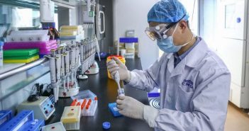 Probarán vacunas en México de septiembre a enero: Ebrard