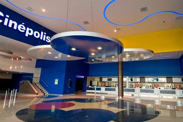 Cines reabren en ZMG, casinos abrirán en 2 semanas