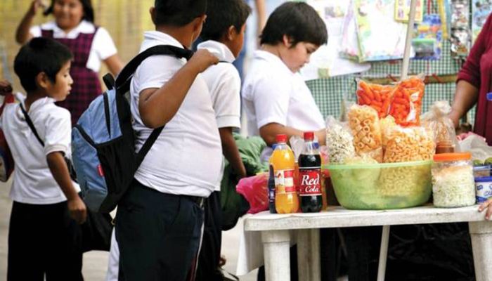 Venta de comida chatarra a menores, a discusión hoy en el congreso